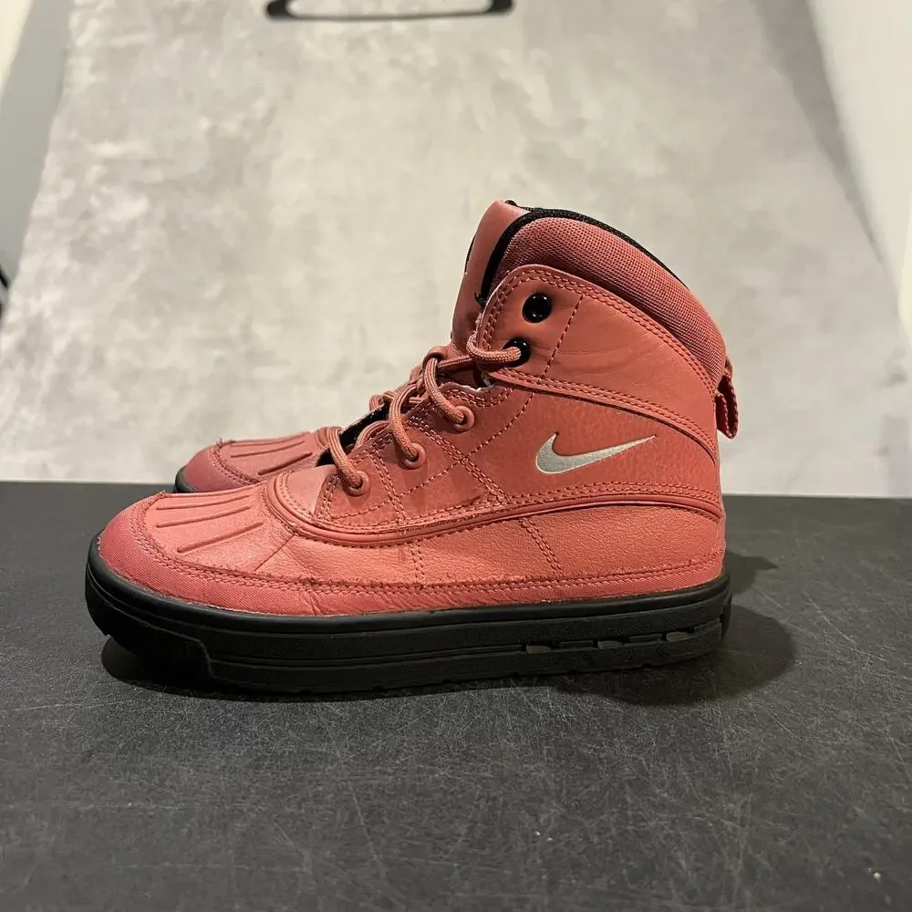 Nike ACG Boots Youth Size 2Y Orange Black Woodside 2 High Duck Boot 524873-800